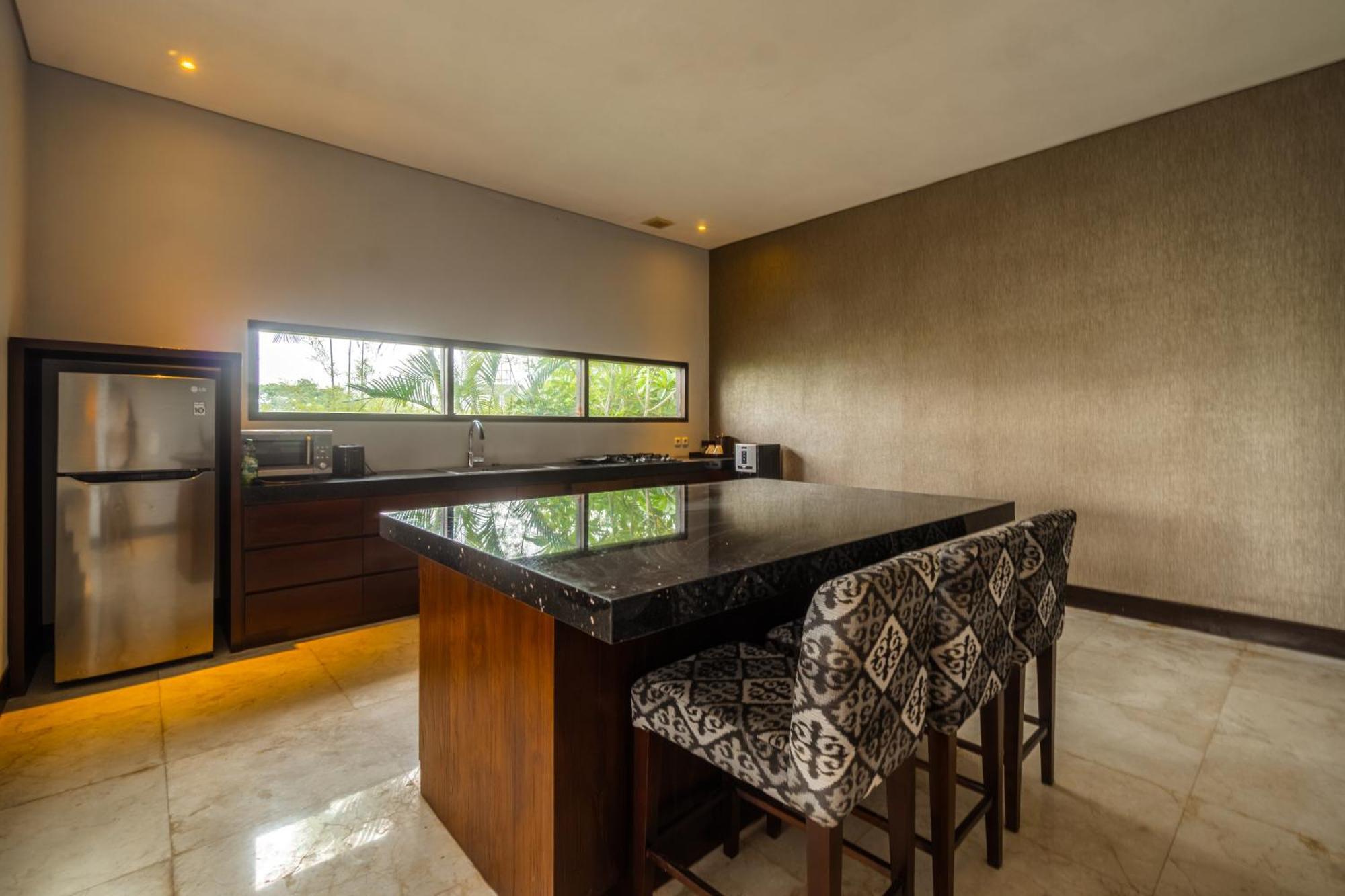 Terra Hill Villa Jimbaran  Exterior photo